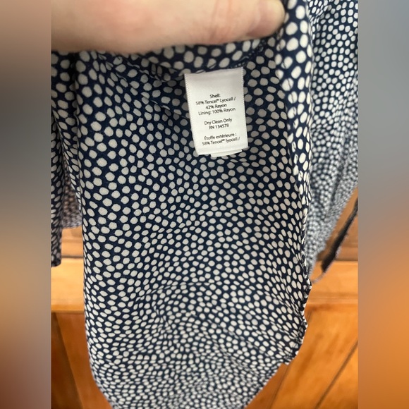 Vineyard Vines M Scallop Dot Wrap Dress - Picture 5 of 6